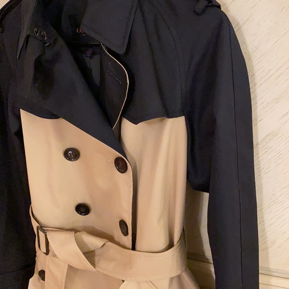 COACH Coat Size XS excellent condition. No flaws. Black and Tan - Picture 5 of 9